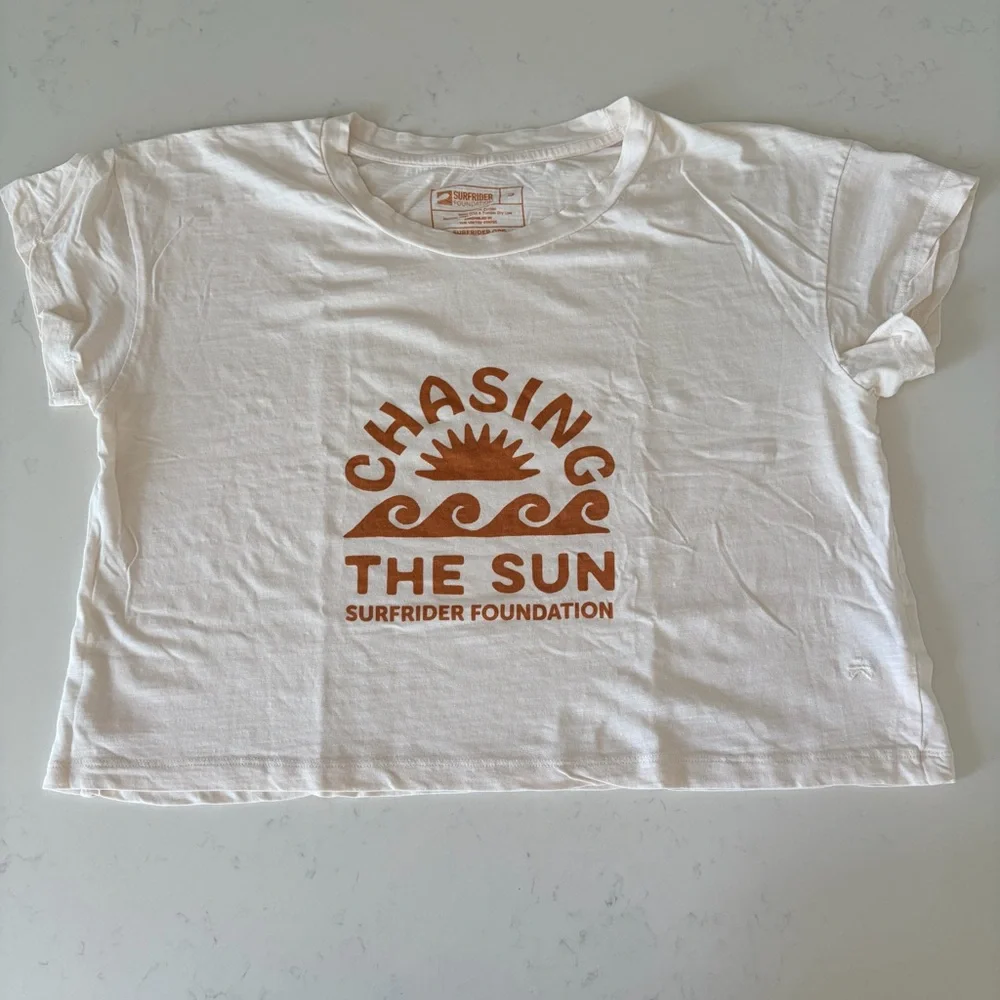 Surfrider Women's Chasing Sunsets Crop Tee- Size SM - Picture 5 of 10